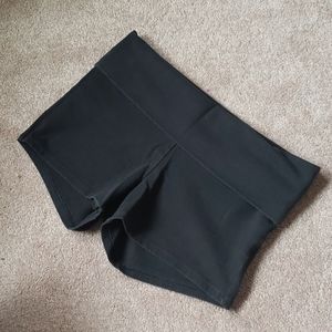 Love pink yoga shorts